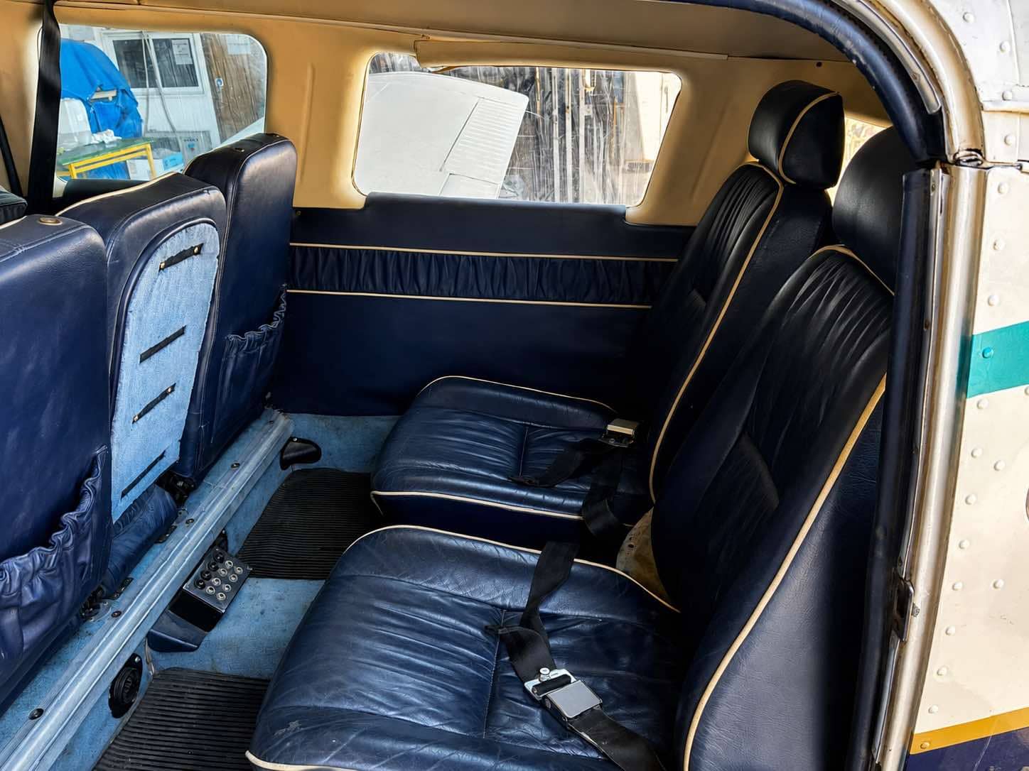 Piper Lance PA 32R-300  — Piper — Interior — photo 3