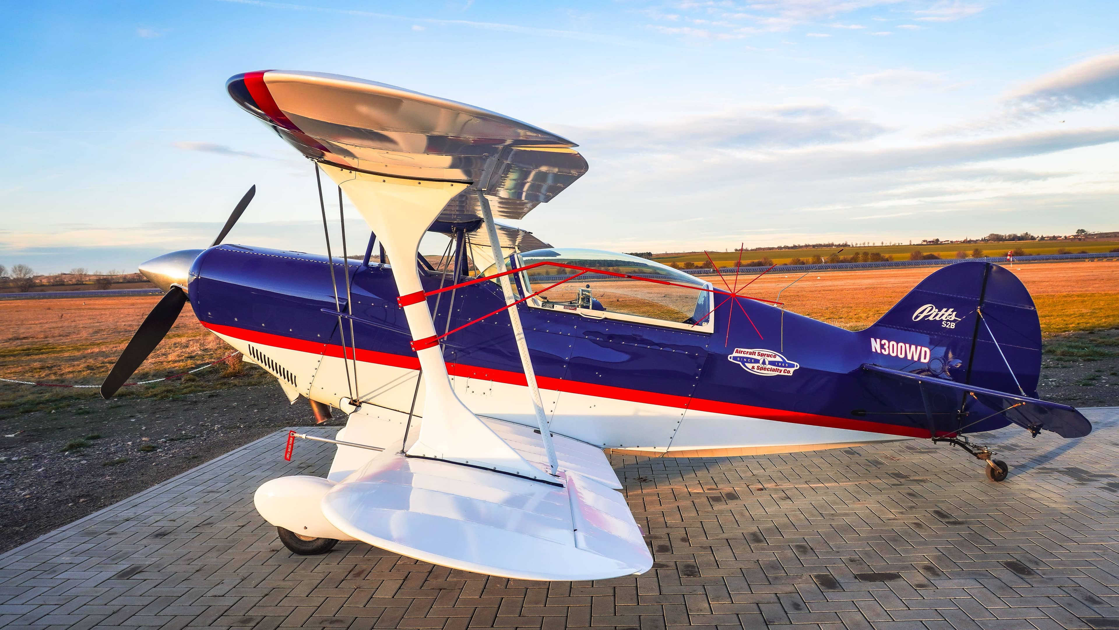 Immaculate Aviat Pitts S-2B — Pitts — Exterior — photo 3
