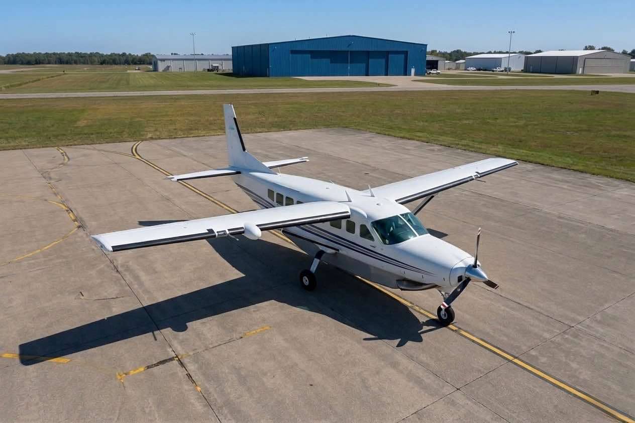 CESSNA 208 CARAVAN — Cessna — Exterior — photo 2