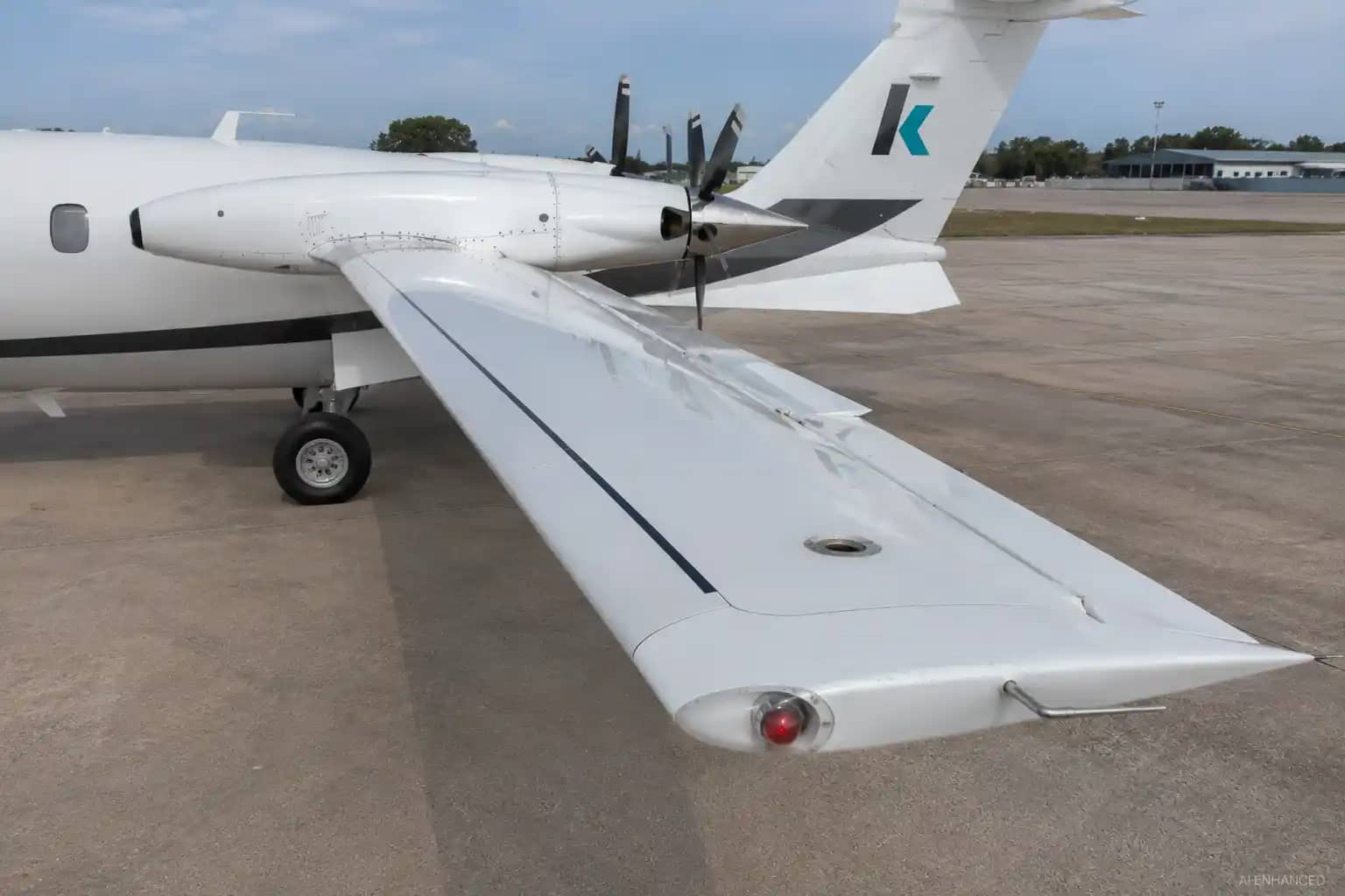 Piaggio P180 Avanti EVO — Piaggio — Exterior — photo 4