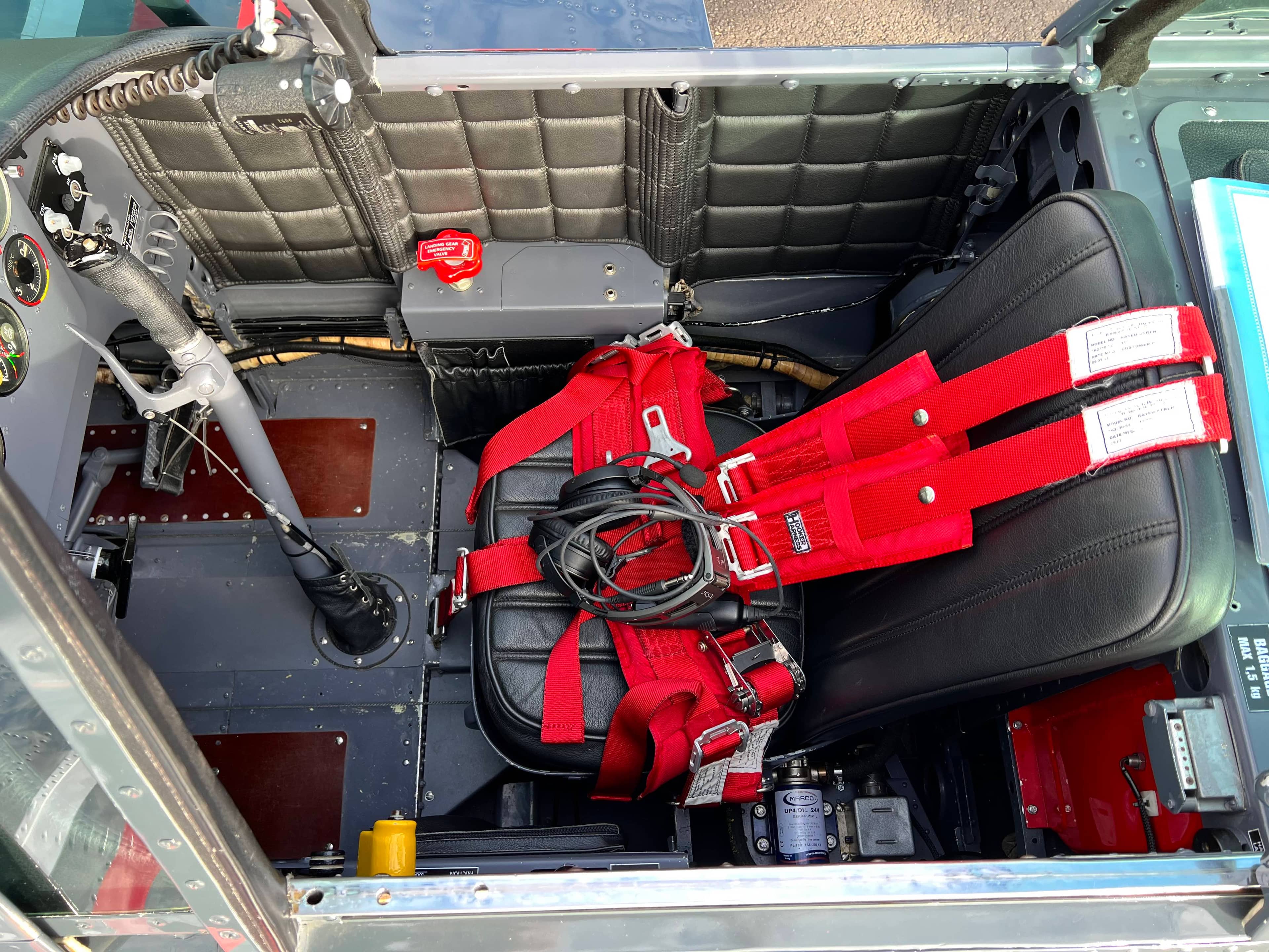 Immaculate 1981 Yakovlev Yak-52 — Yakovlev — Interior — photo 10