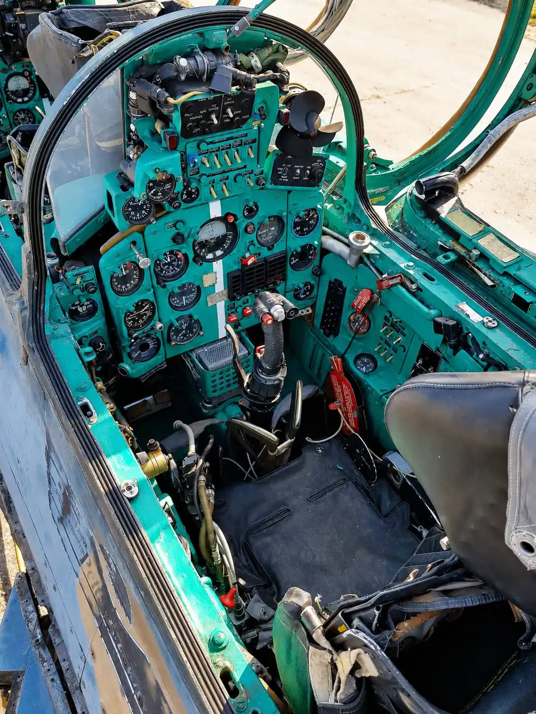 MiG-21UM (Mikoyan) — Mikoyan — Interior — photo 12