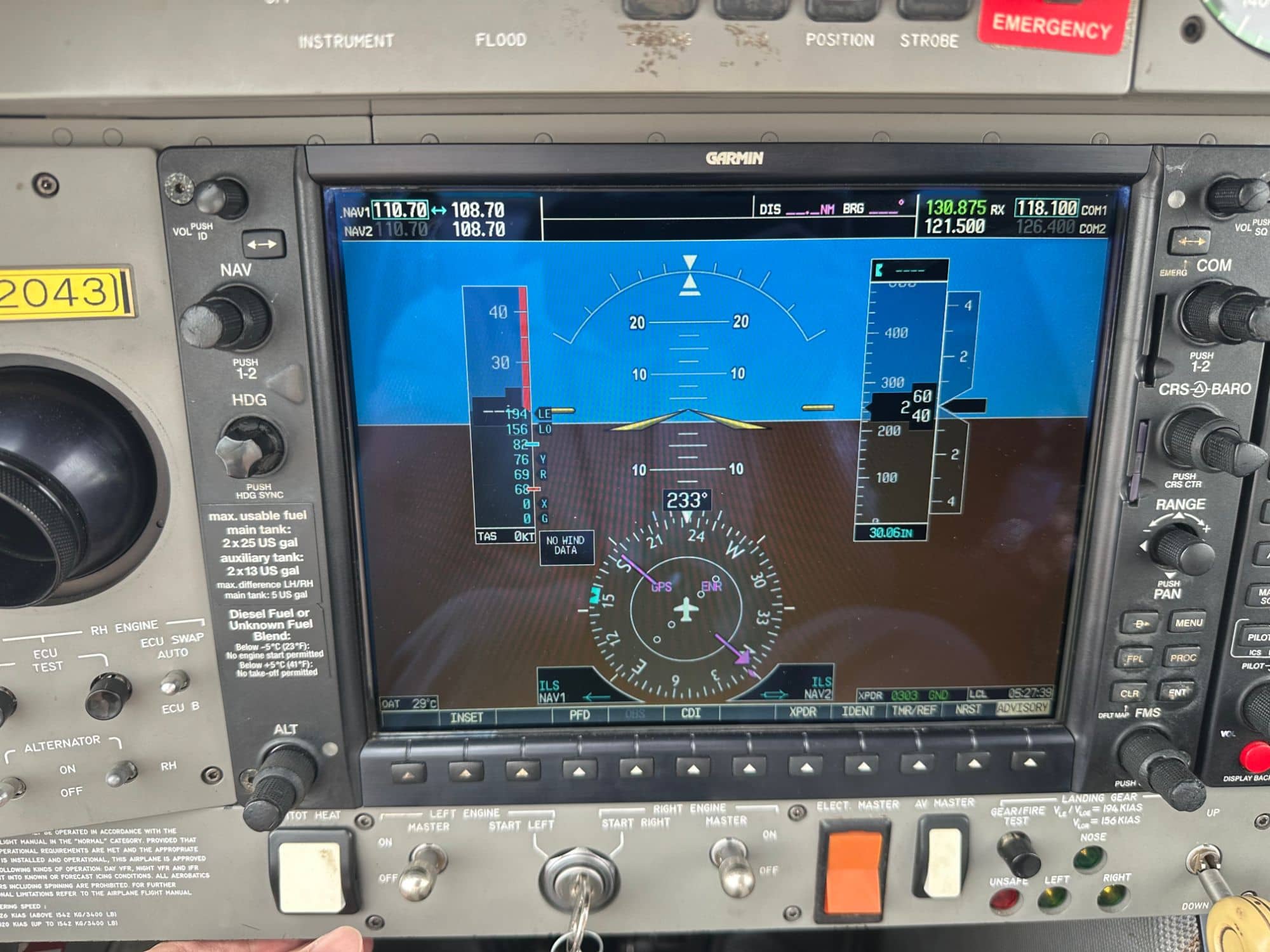 Diamond DA42 TDI — Diamond Aircraft Industries — Interior — photo 8