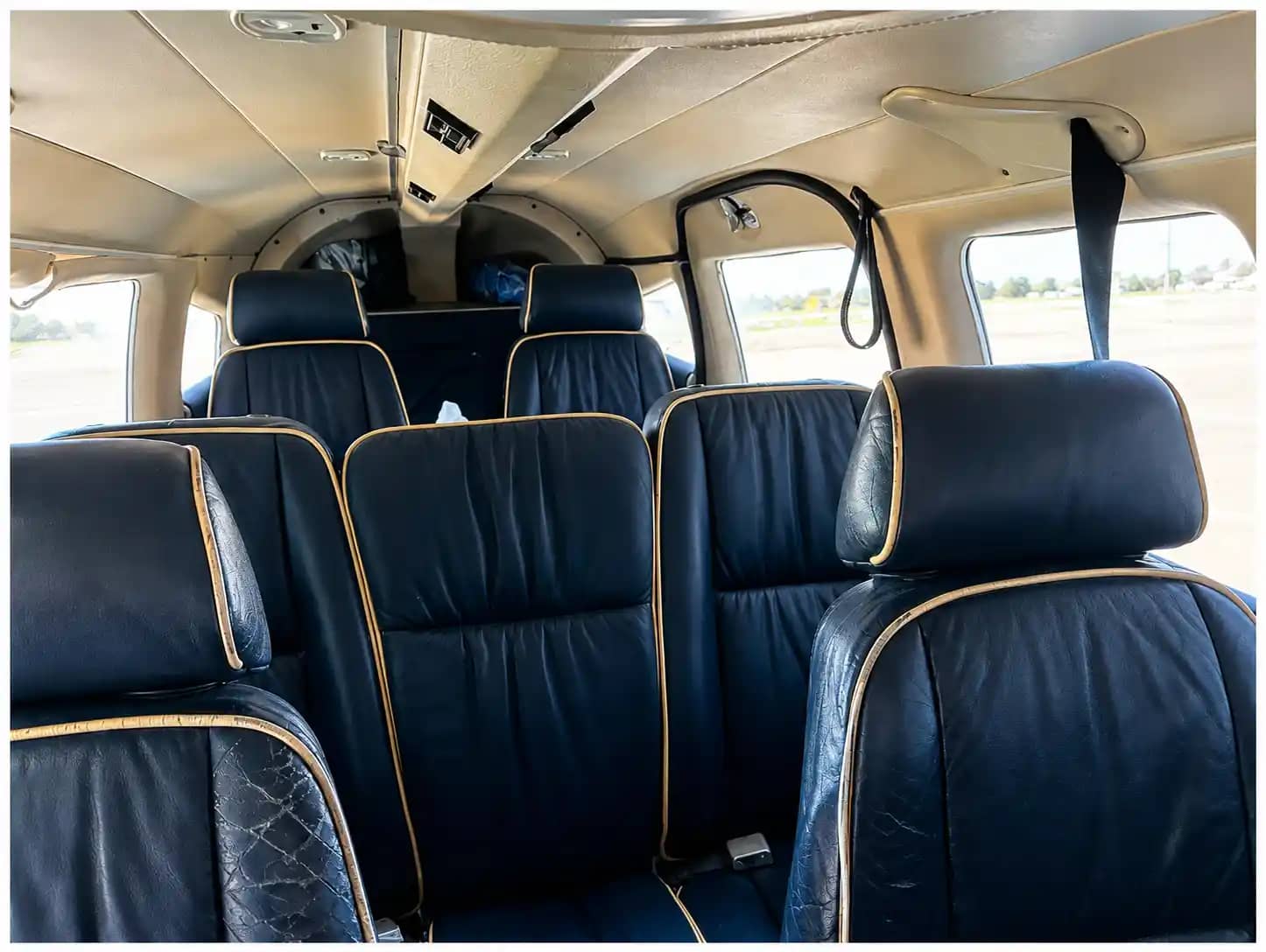 Piper Lance PA 32R-300 — Piper — Interior — photo 8