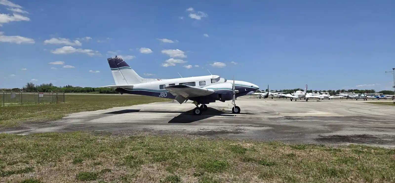 Beechcraft D18S — Beechcraft — Exterior — photo 4