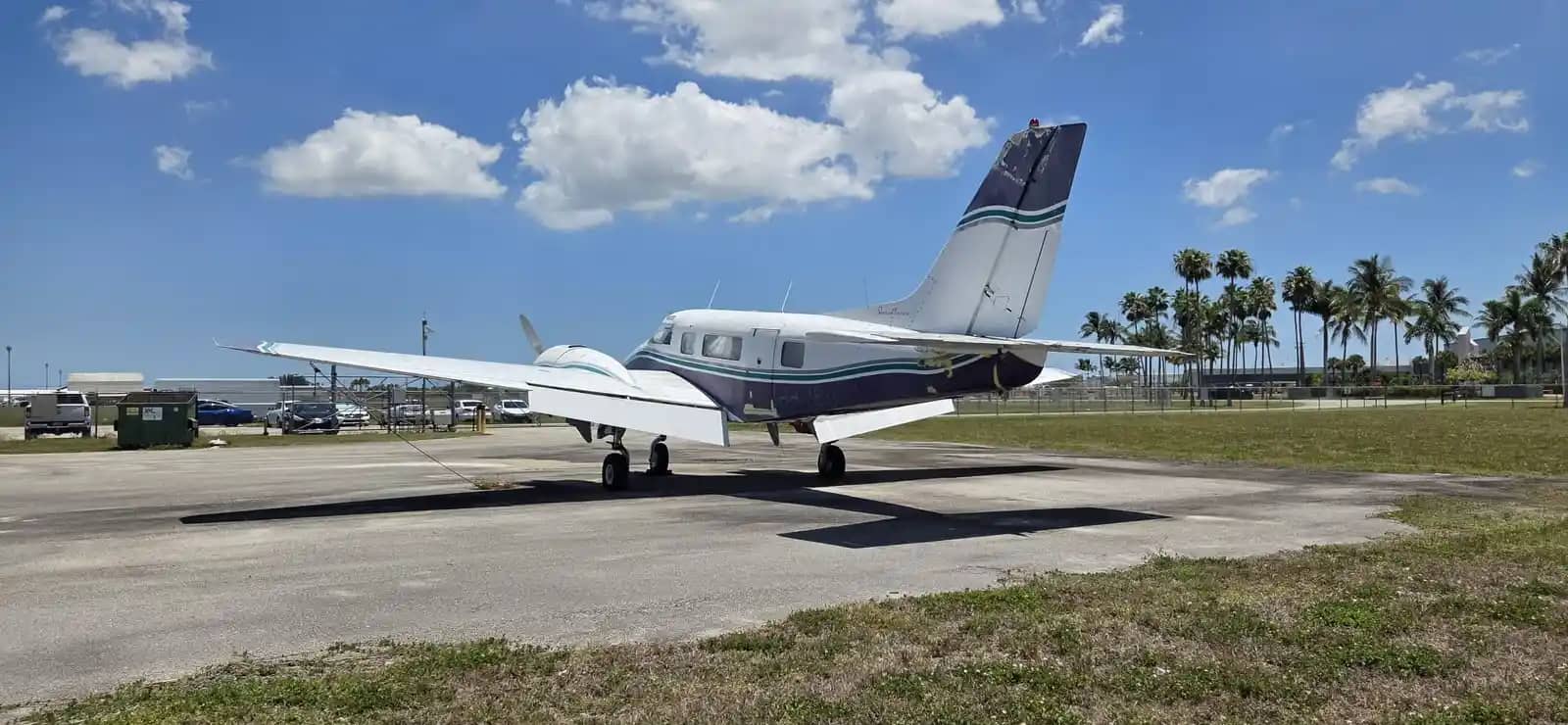 Beechcraft D18S — Beechcraft — Exterior — photo 6