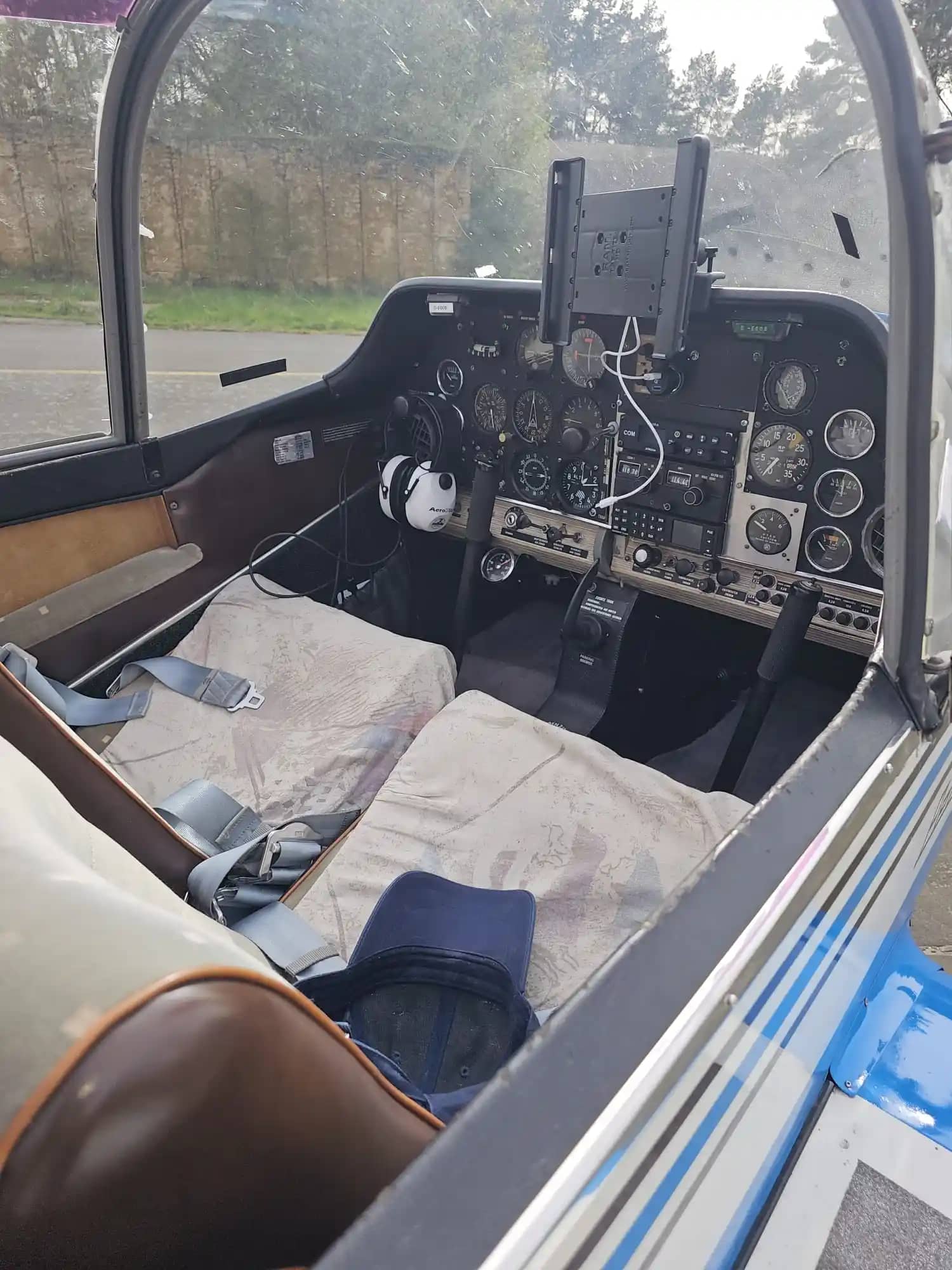 Avions Robin DR300/125 — Robin — Interior — photo 11