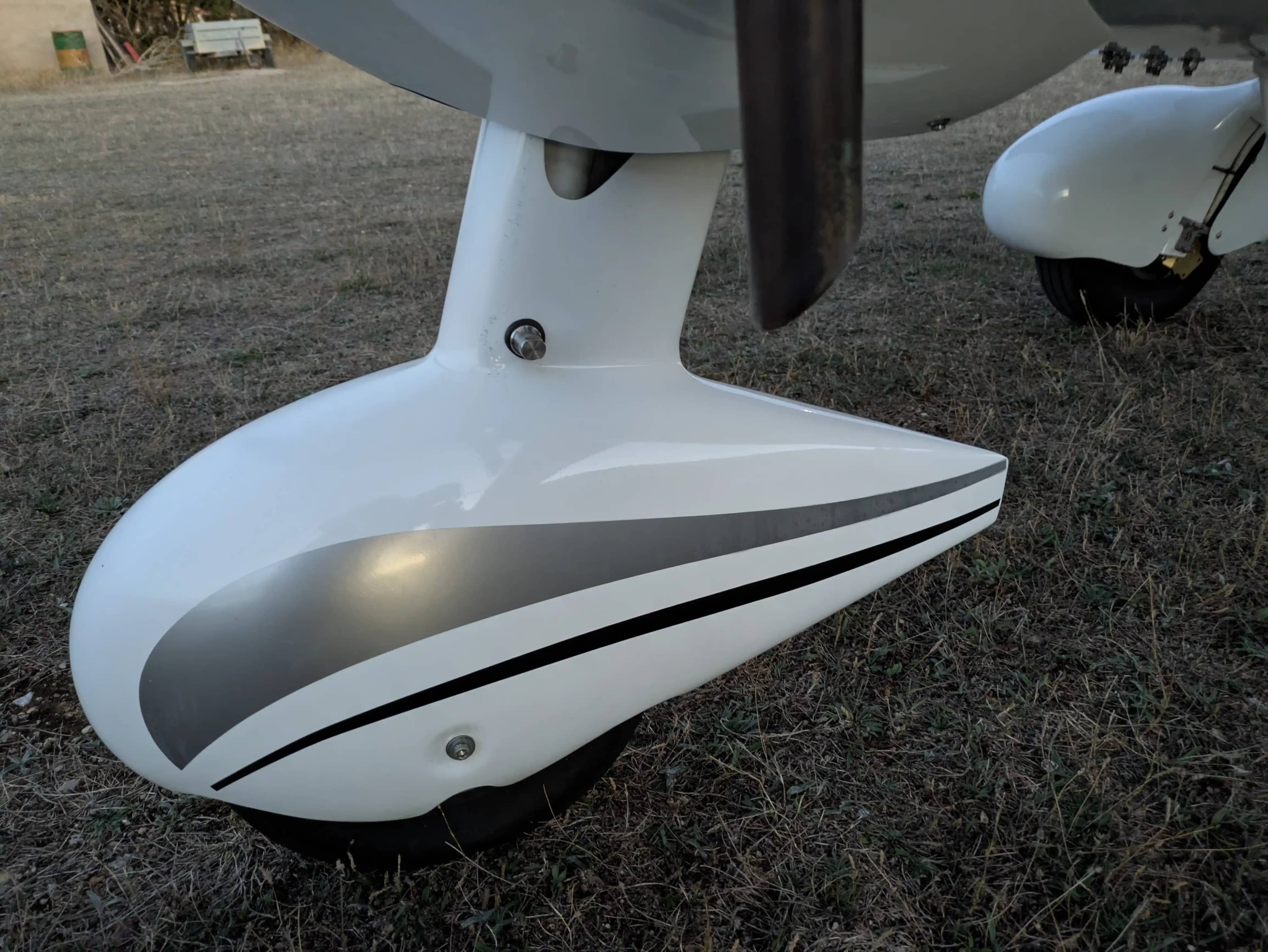 Flight Design Rotax 912 iS2 — exterior, 12 of 16