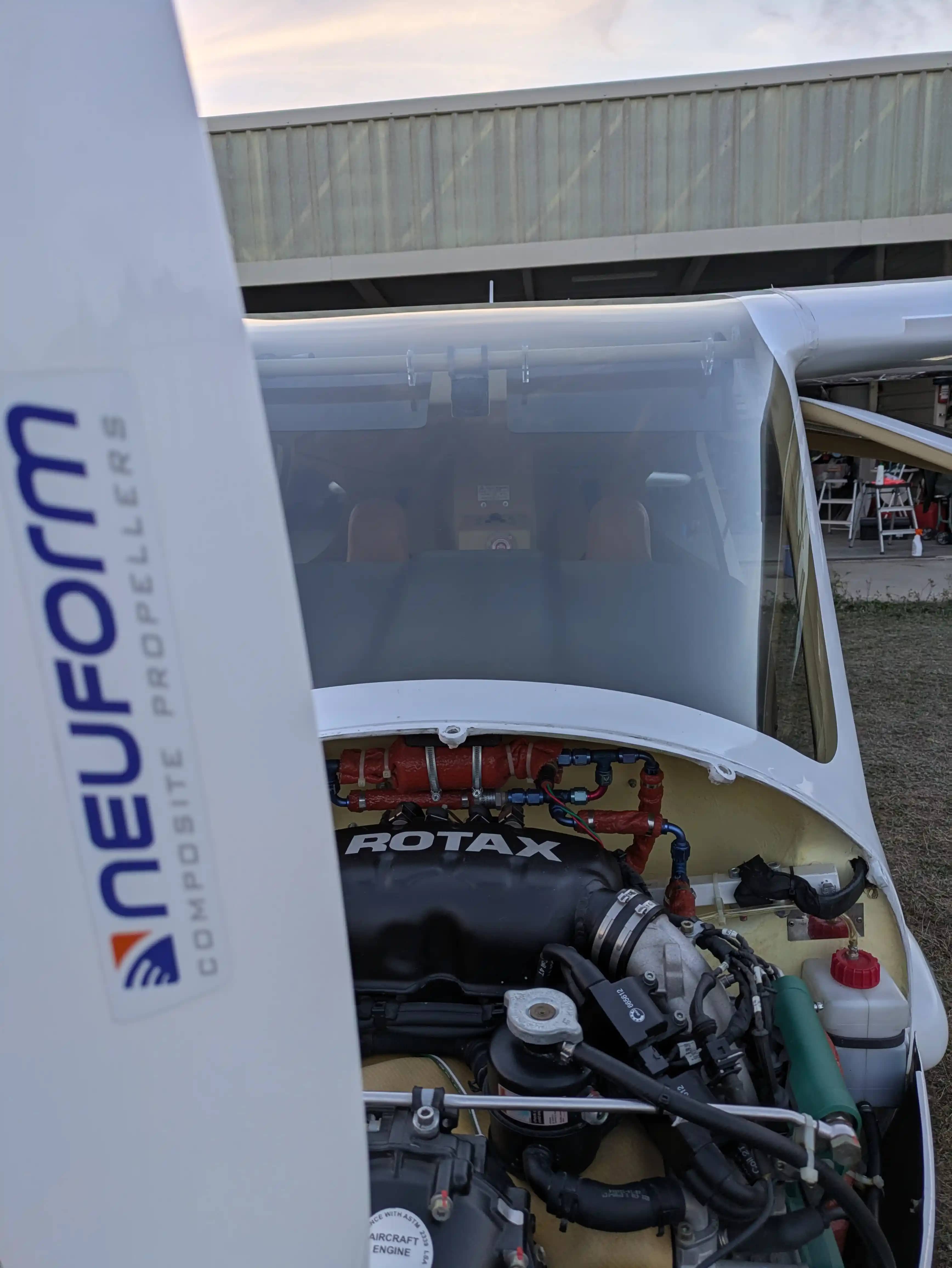 Flight Design Rotax 912 iS2 — exterior, 2 of 3