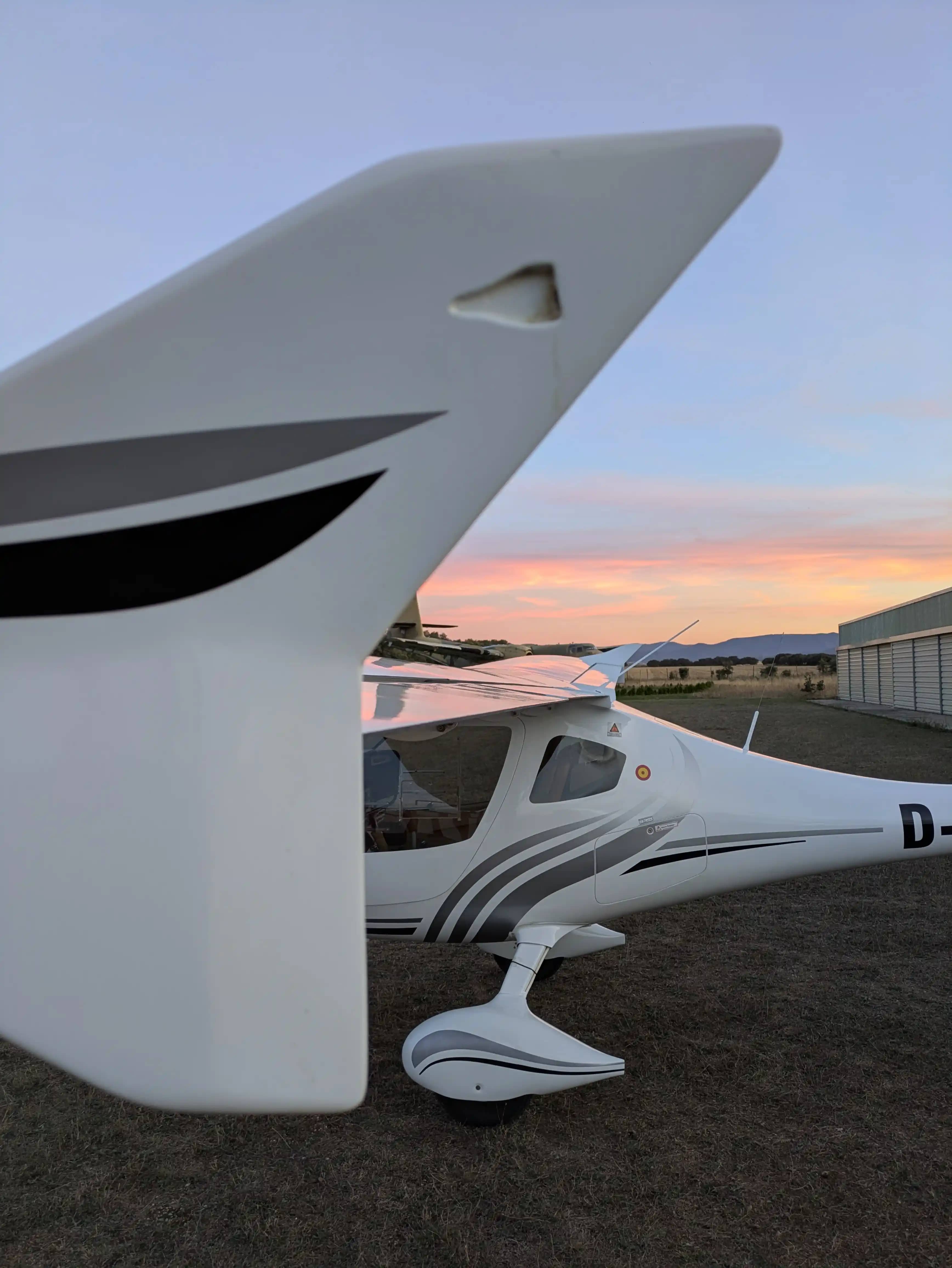 Flight Design Rotax 912 iS2 — exterior, 2 of 16