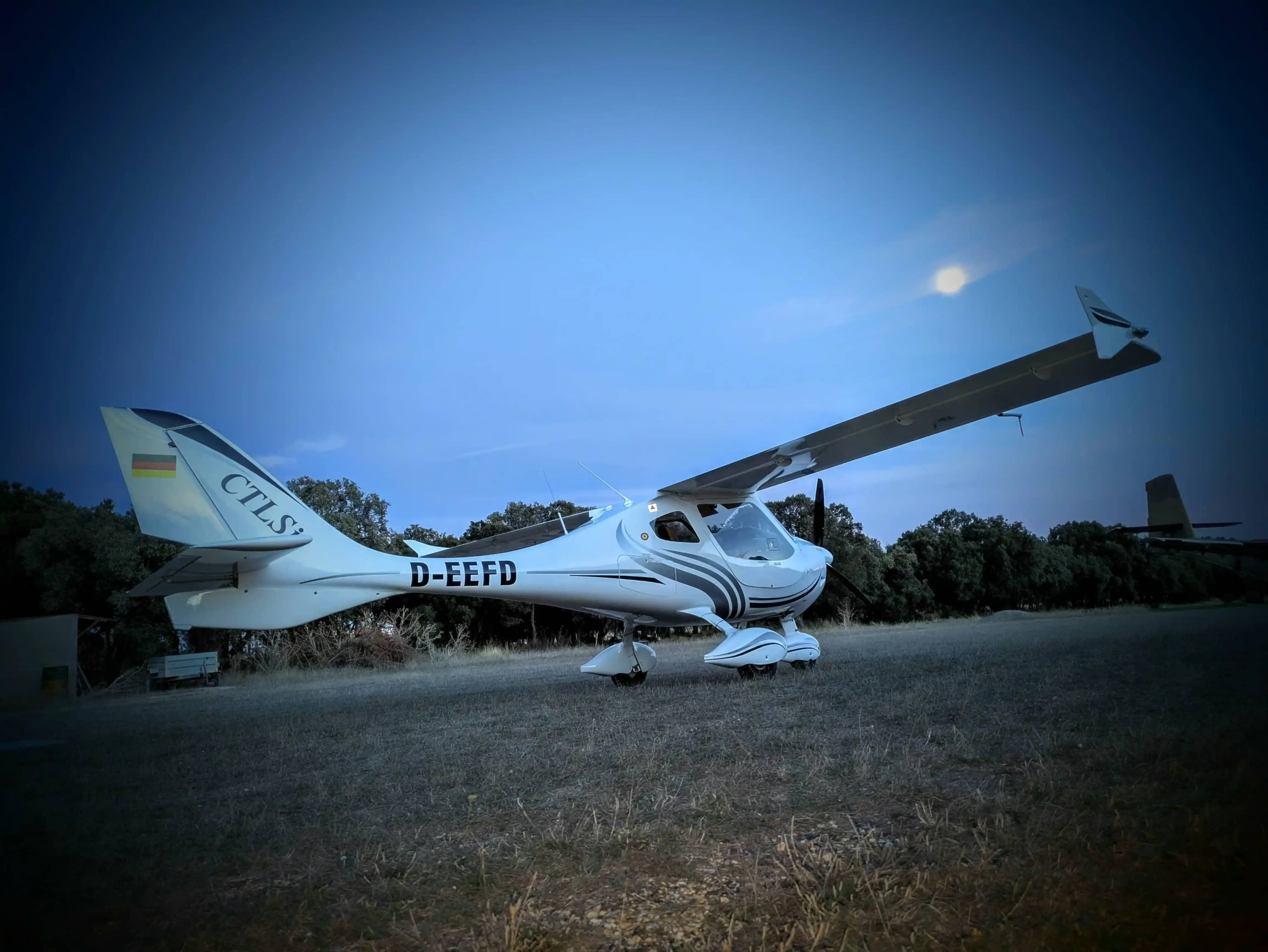 Flight Design Rotax 912 iS2 — exterior, 16 of 16