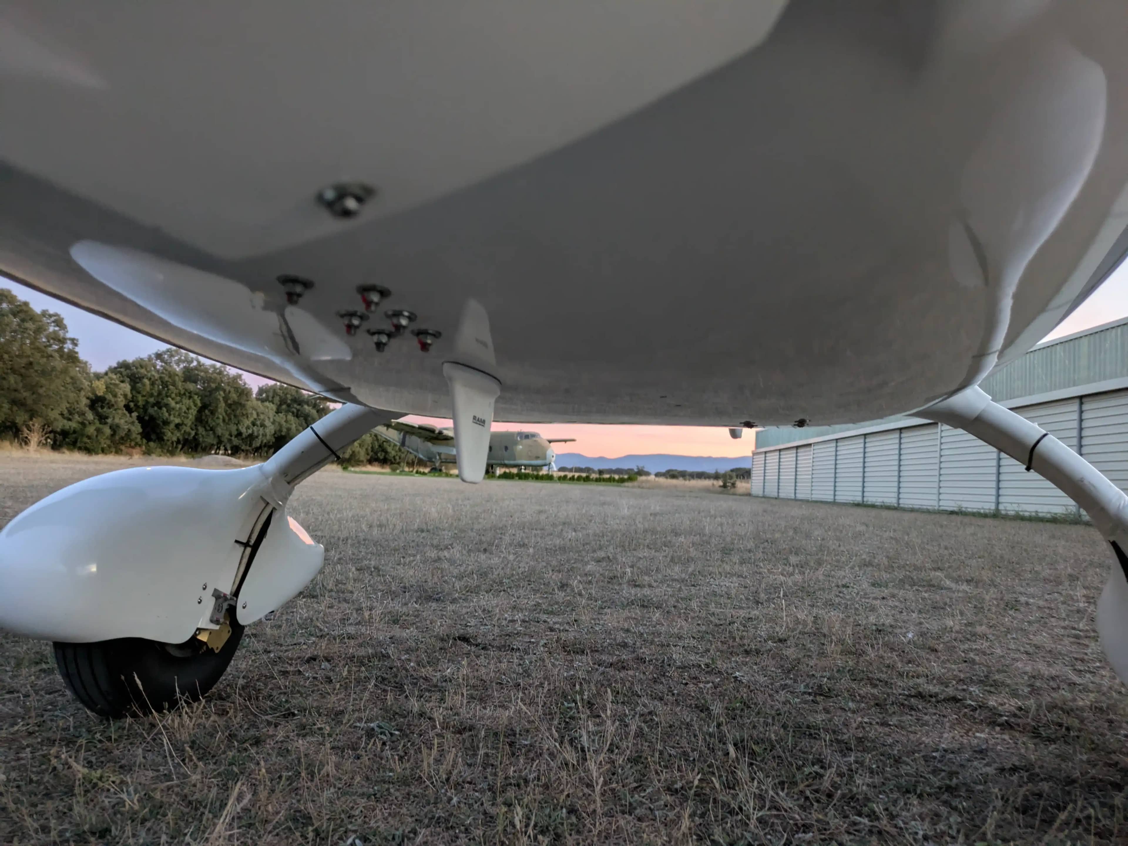 Flight Design Rotax 912 iS2 — exterior, 11 of 16