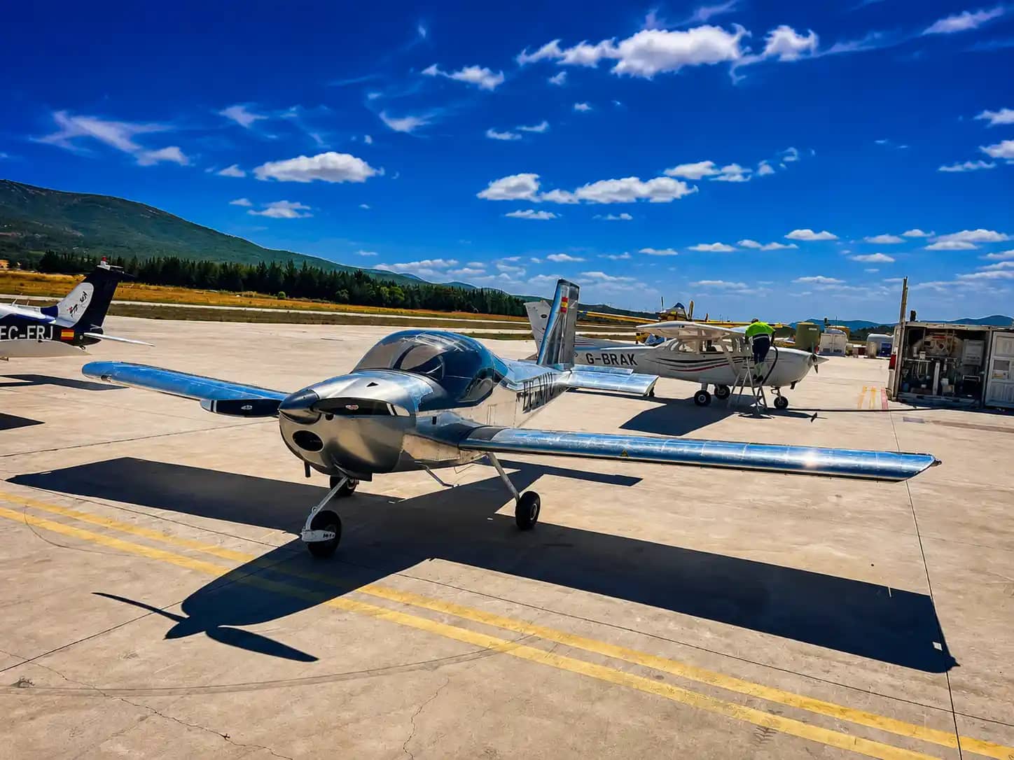 Vans RV-12 — VANS — Exterior — photo 2