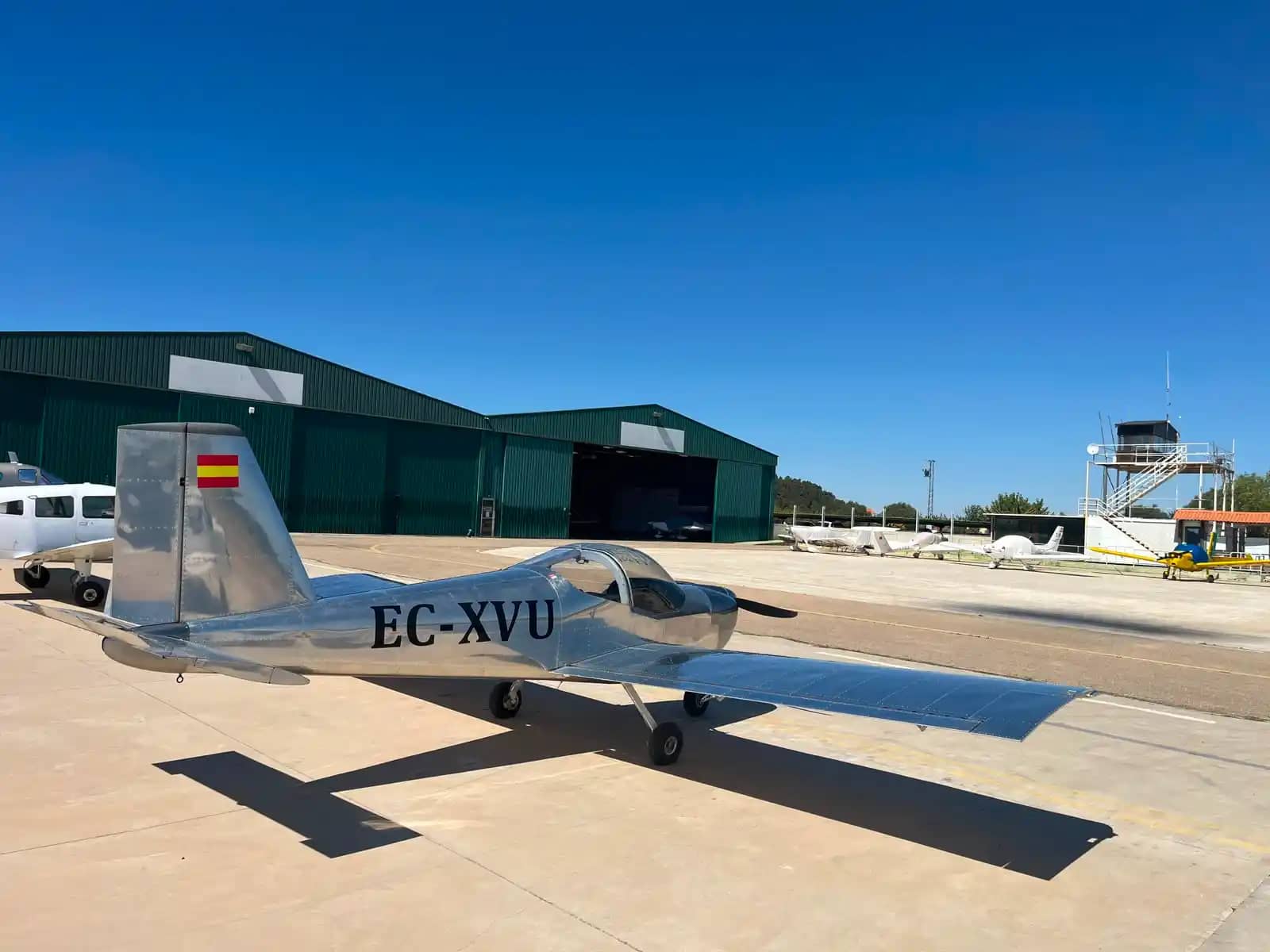 Vans RV-12 — VANS — Exterior — photo 4