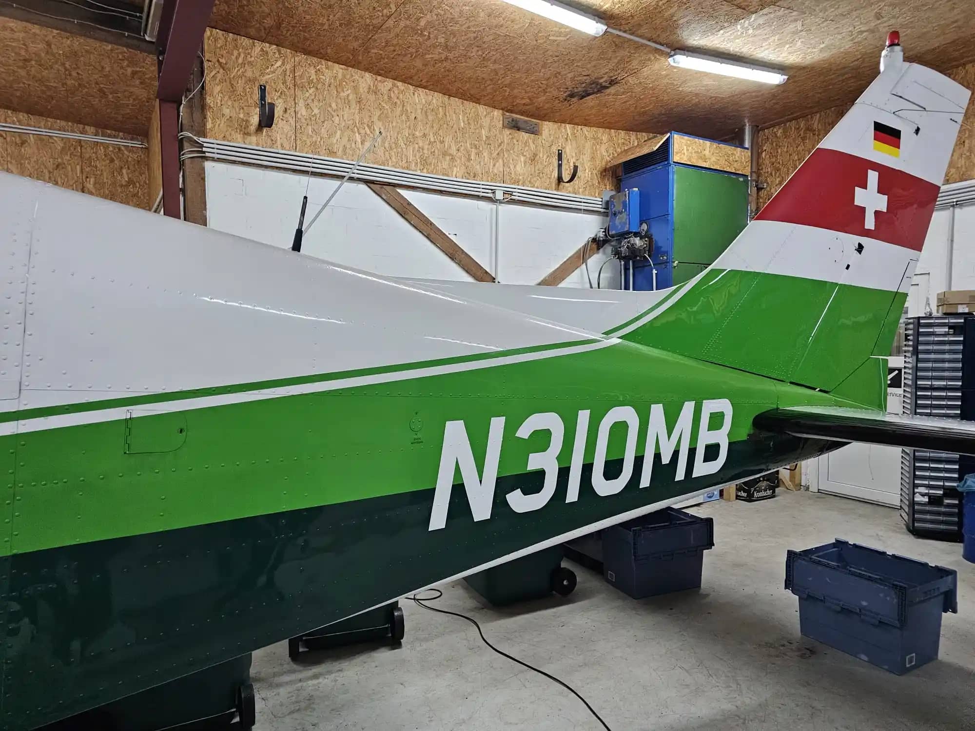 Cessna 310F — Cessna — Exterior — photo 9