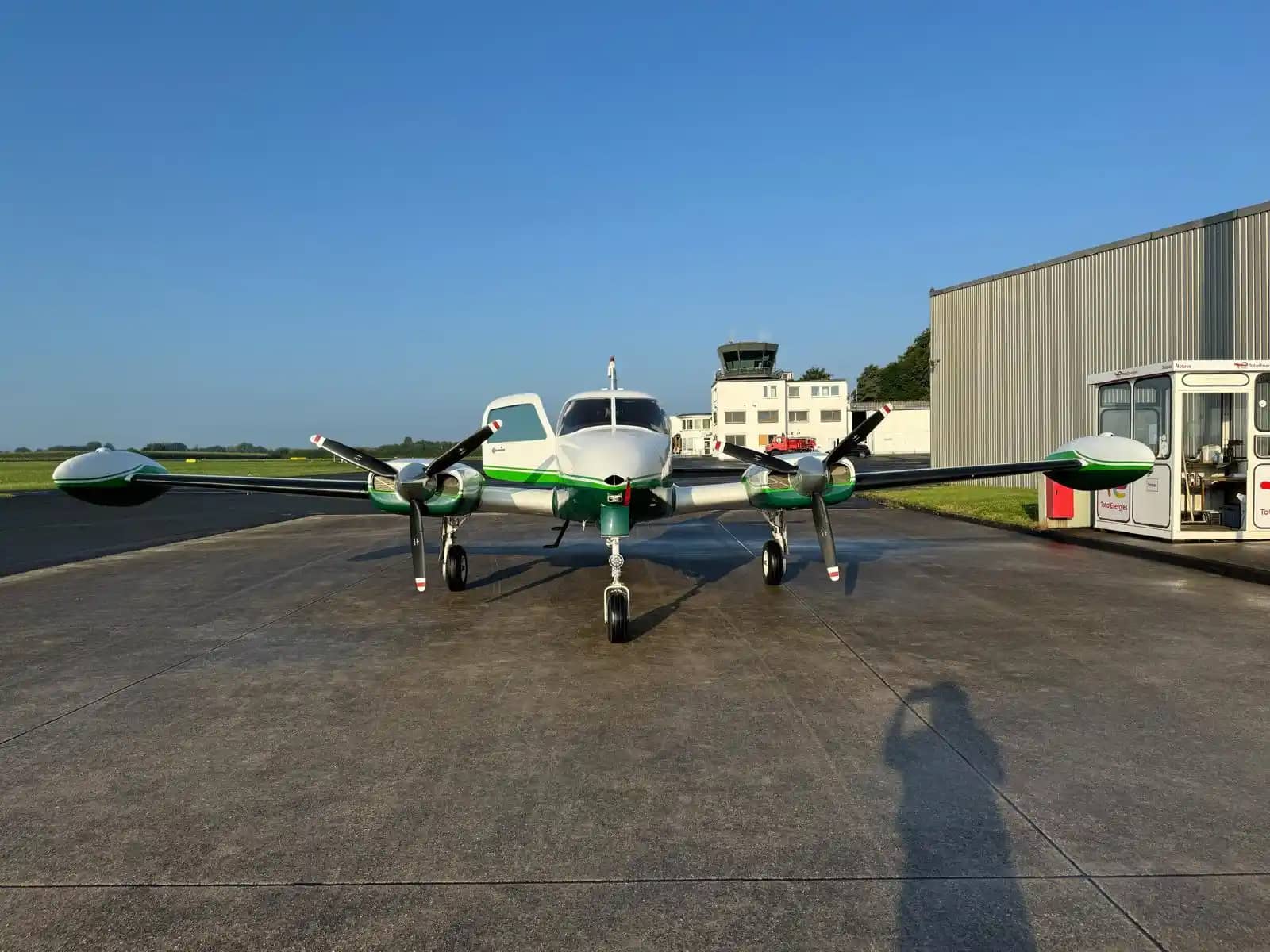 Cessna 310F — Cessna — Exterior — photo 10