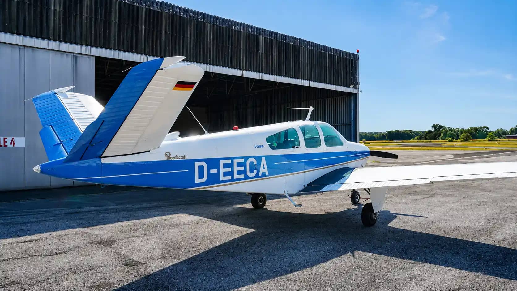 Beechcraft Bonanza V35B — Beechcraft — Exterior — photo 16