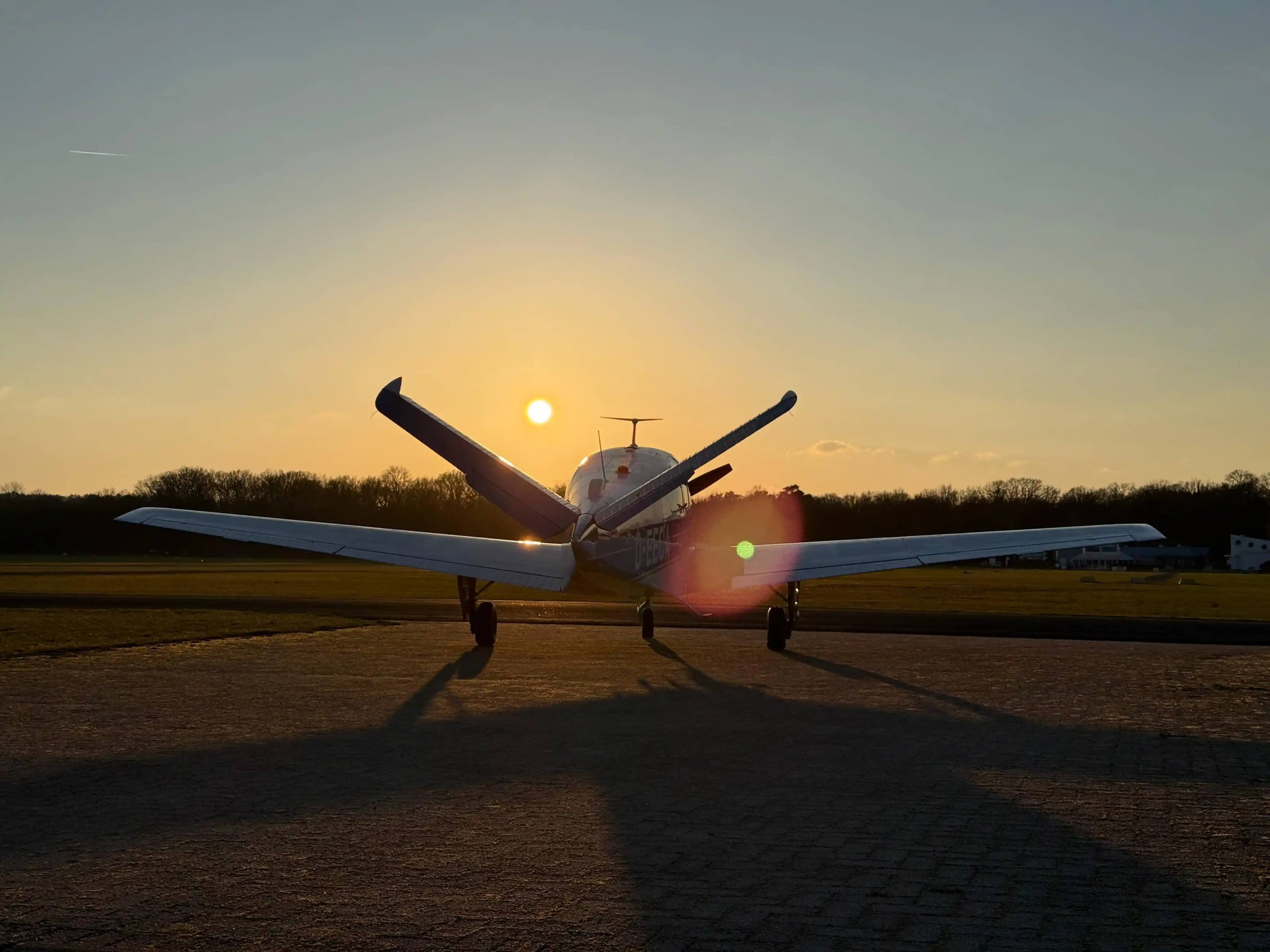 Beechcraft Bonanza V35B — Beechcraft — Exterior — photo 6