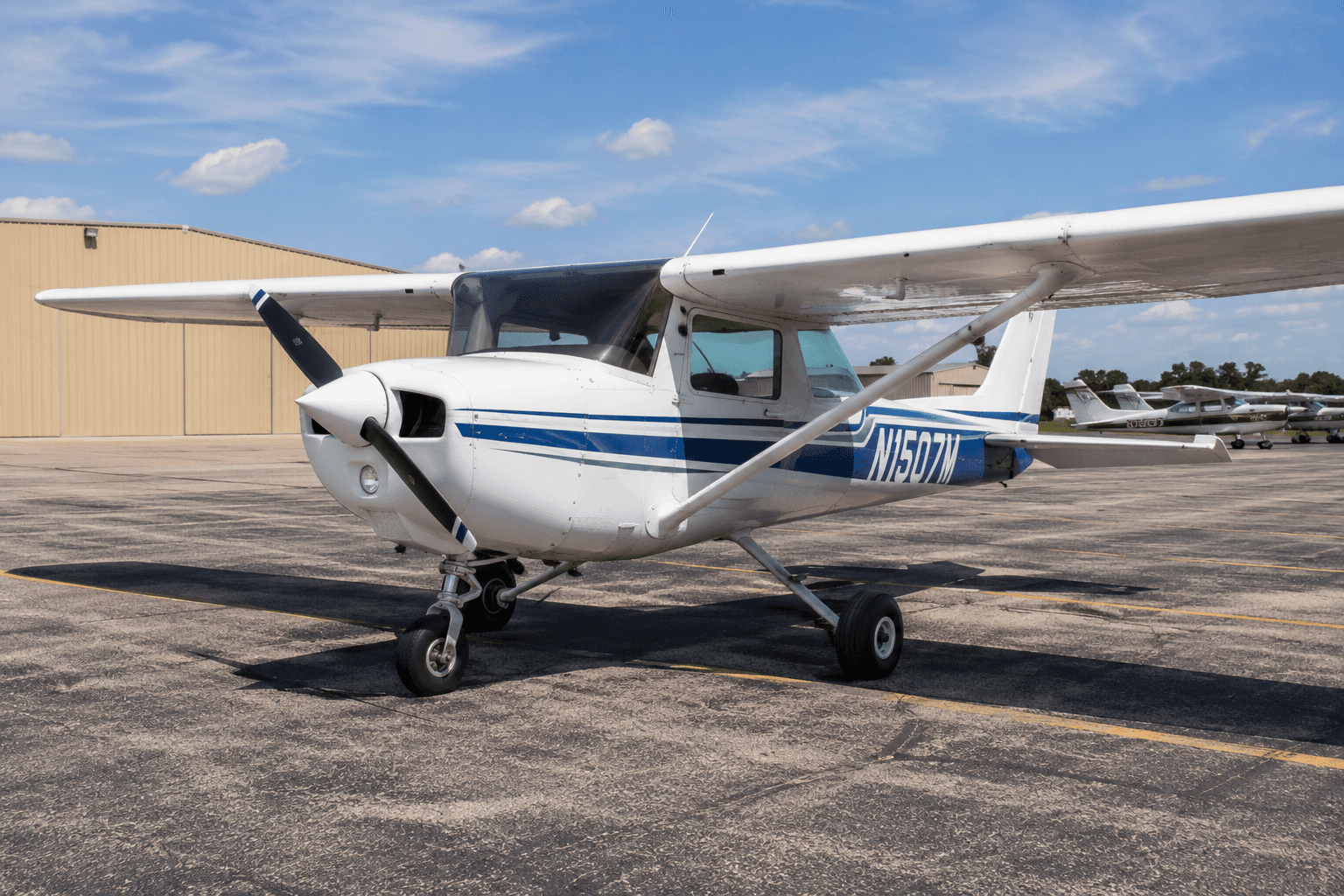 Cessna 150M — Cessna — Exterior — photo 1