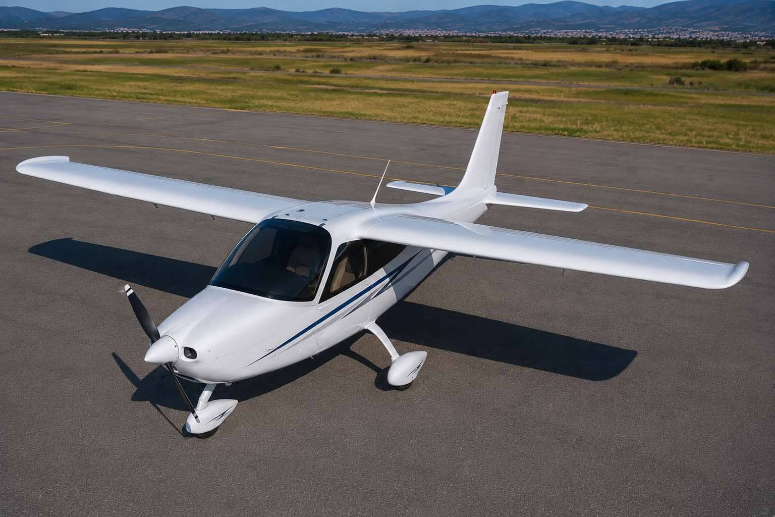 2015 Tecnam P2010 — Tecnam — Exterior — photo 2