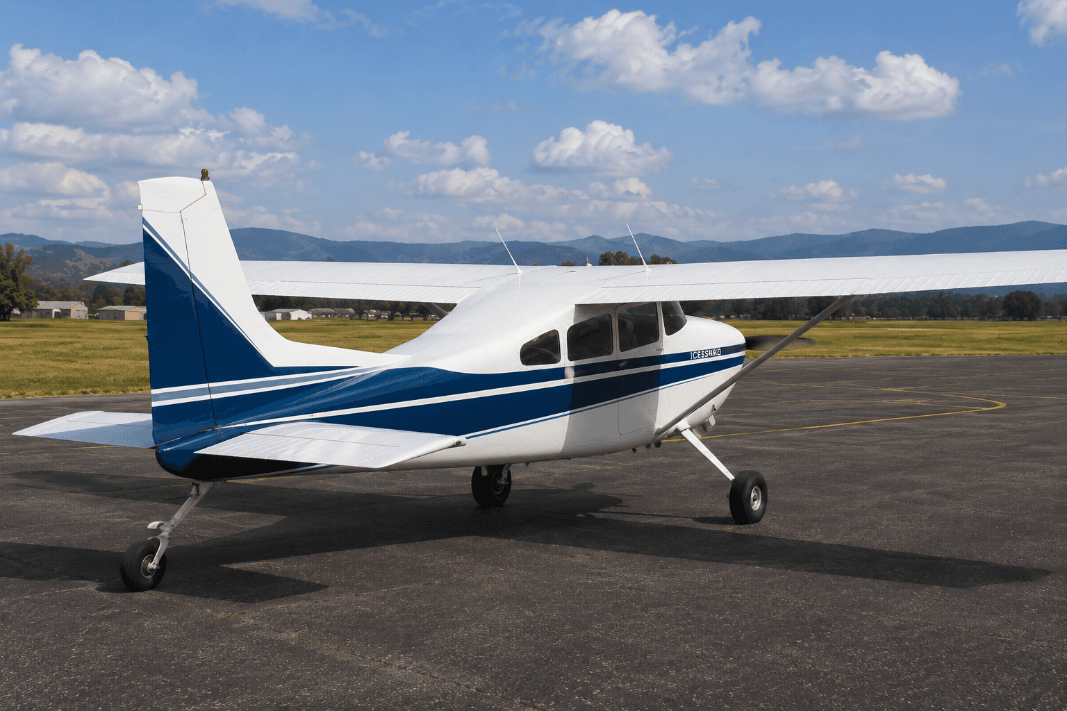 Cessna 180 Skywagon — Cessna — Exterior — photo 2