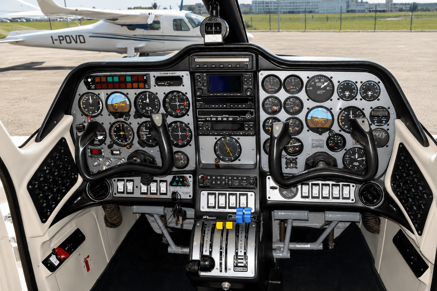 Tecnam P2006T — Tecnam — Interior — photo 3