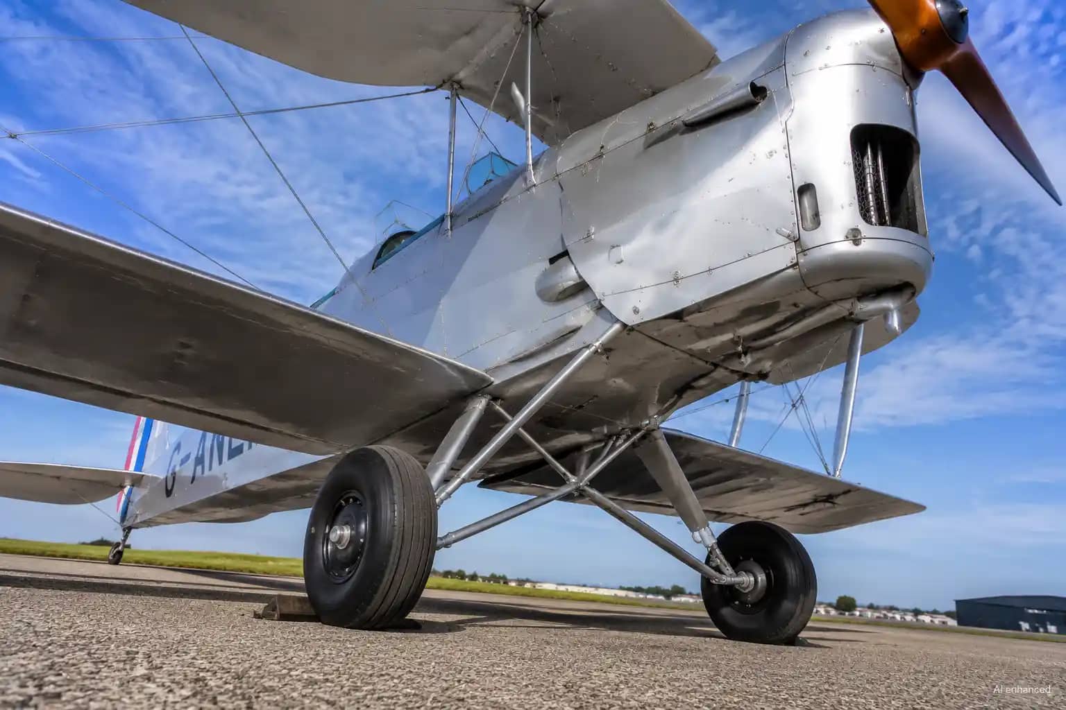 de Havilland DH.82 Tiger Moth — de Havilland — Exterior — photo 4